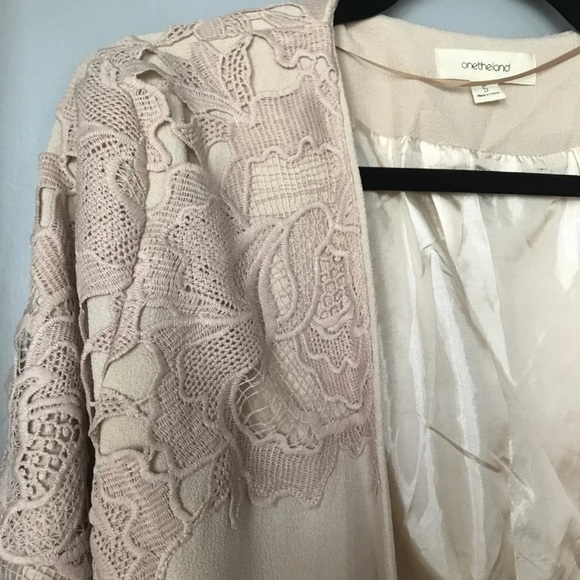 Lace Appliqué Blazer - Picture 5 of 6